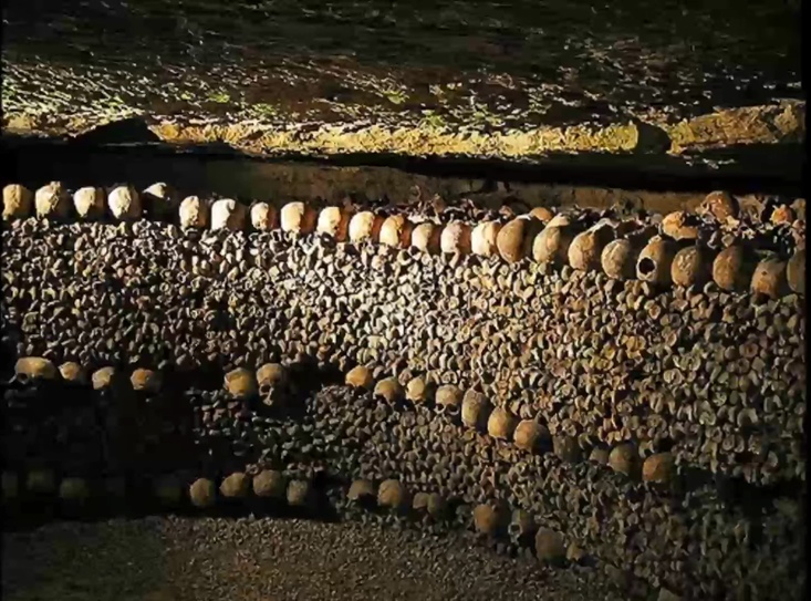 Derrière le rituel “le nettoyage des cadavres” se cache une vérité très