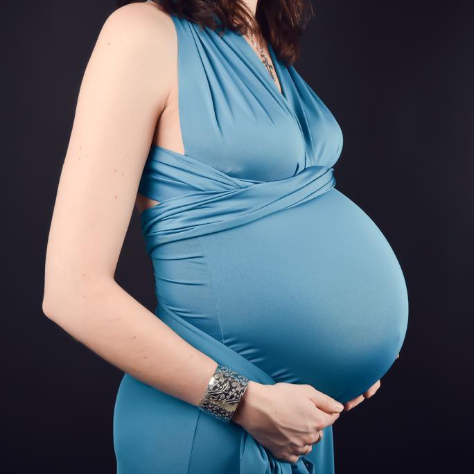Elle vient de mettre au monde son bébé à la maternité Ce elle vient de mettre au monde son bebe a la maternite ce qui se passe tout de suite apres