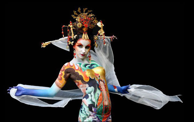 24-des-plus-inspirants-corps-peints-du-festival-mondial-de-body-painting10